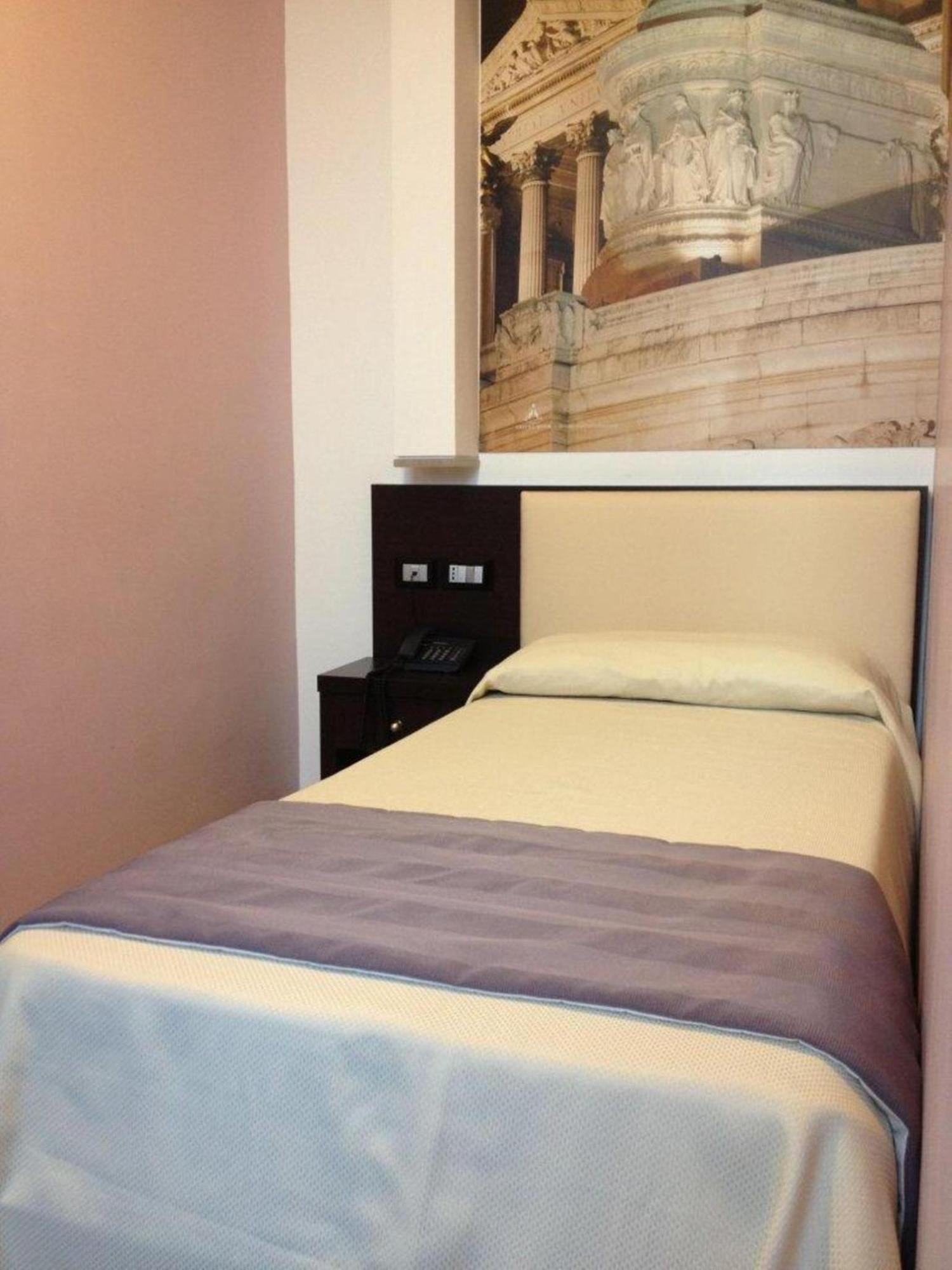 Hotel Star Monterotondo  Bagian luar foto